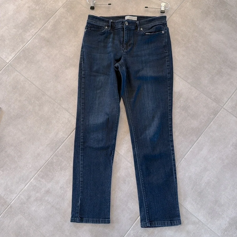 J.Jill Denim Authentic Fit Slim Leg Jeans - *LIKE NEW *- Size 6 - Picture 7 of 8